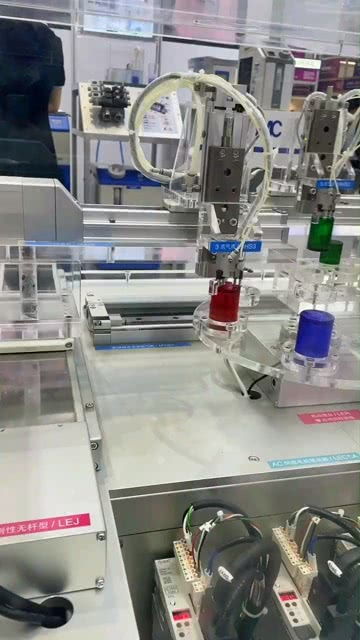 颜色识别抓取 自动化
